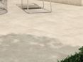 Beige steenlook terras met Sevilla Cream tuintegels