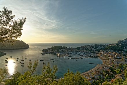 Sfeervolle lichtshows in het prachtige westen van Mallorca